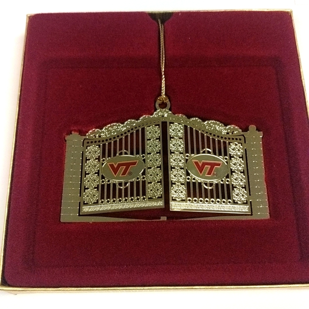 Chem Art Virginia Tech Gate 6 Christmas Ornament